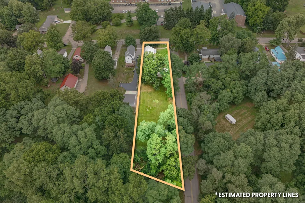 48 Marion Street Hillsdale City, MI 49242