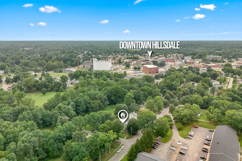 48 Marion Street Hillsdale City, MI 49242