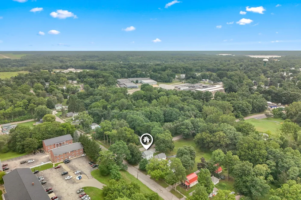 48 Marion Street Hillsdale City, MI 49242
