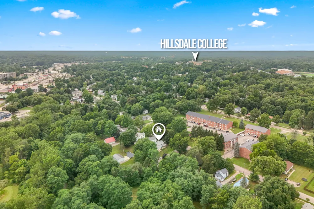 48 Marion Street Hillsdale City, MI 49242