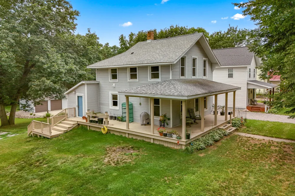 48 Marion Street Hillsdale City, MI 49242