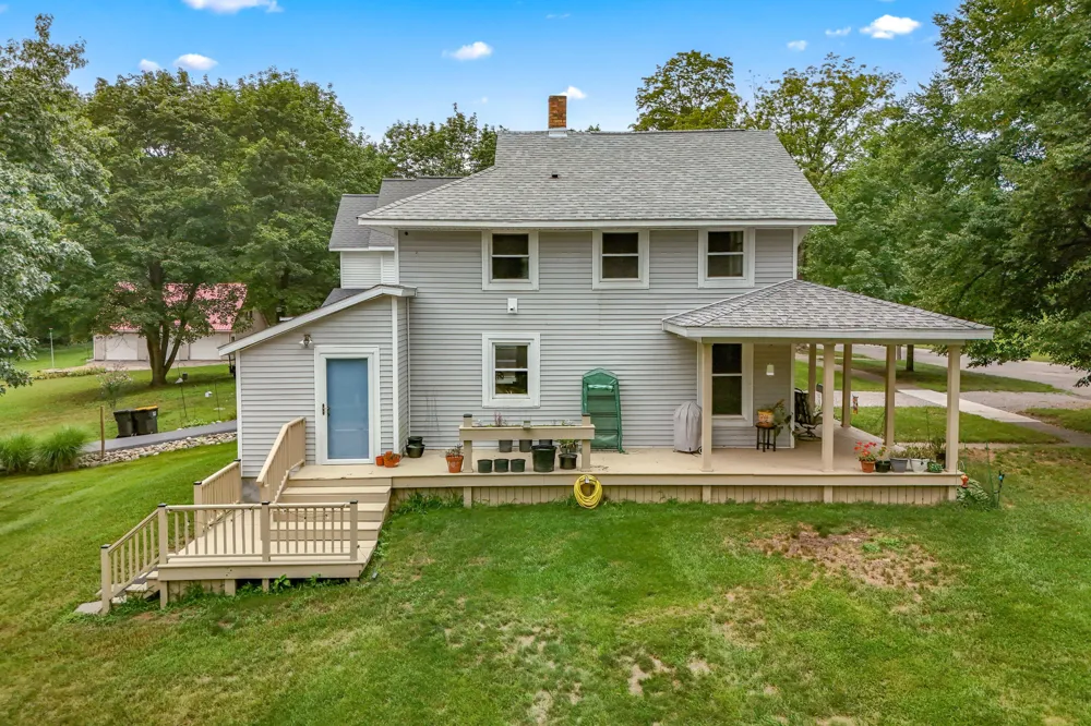 48 Marion Street Hillsdale City, MI 49242