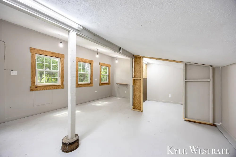 6411 11 Mile Road NE Courtland Township, MI 49341