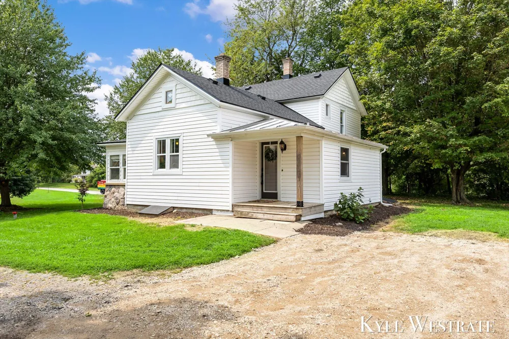 6411 11 Mile Road NE Courtland Township, MI 49341