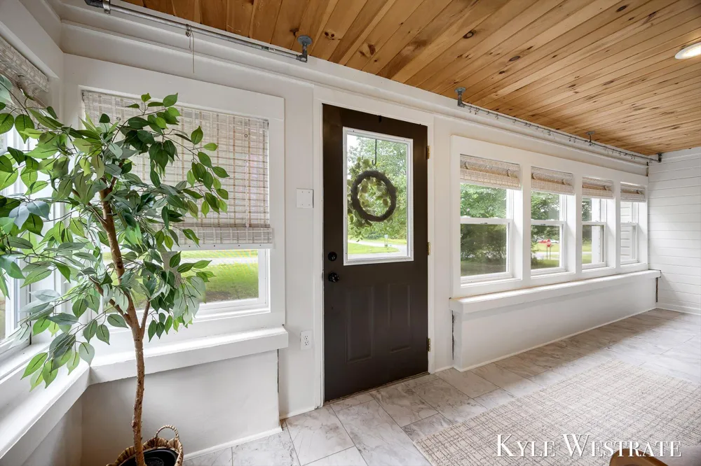 6411 11 Mile Road NE Courtland Township, MI 49341