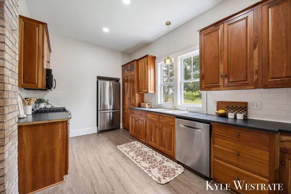 6411 11 Mile Road NE Courtland Township, MI 49341