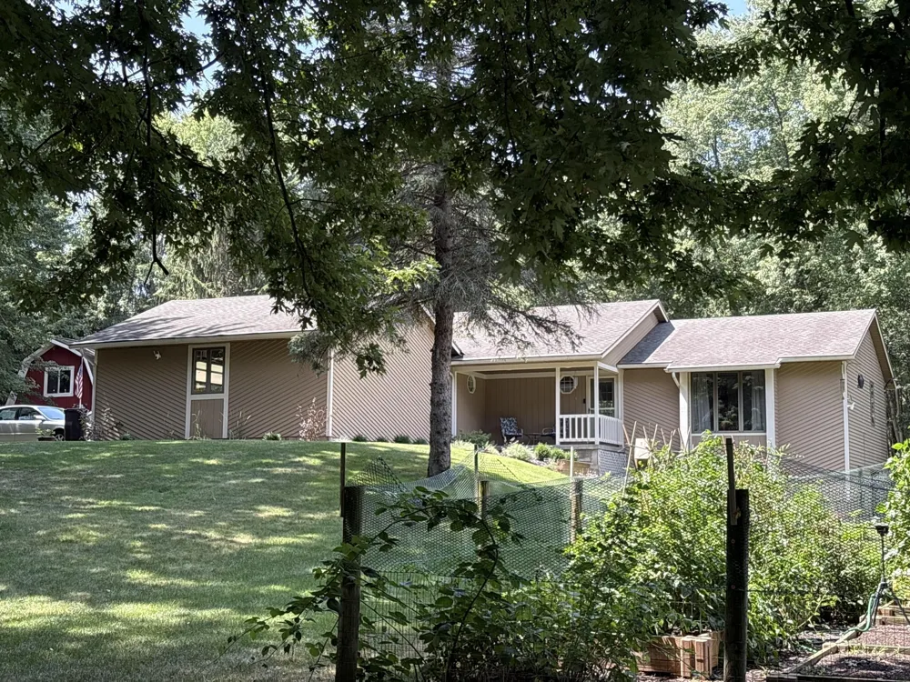 4729 Kenowa Avenue SW Jamestown Charter Township, MI 49418