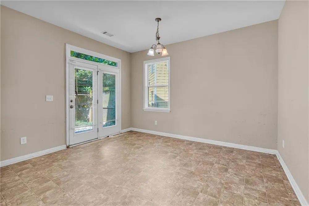 7275 Toccoa Circle South Fulton, GA 30291