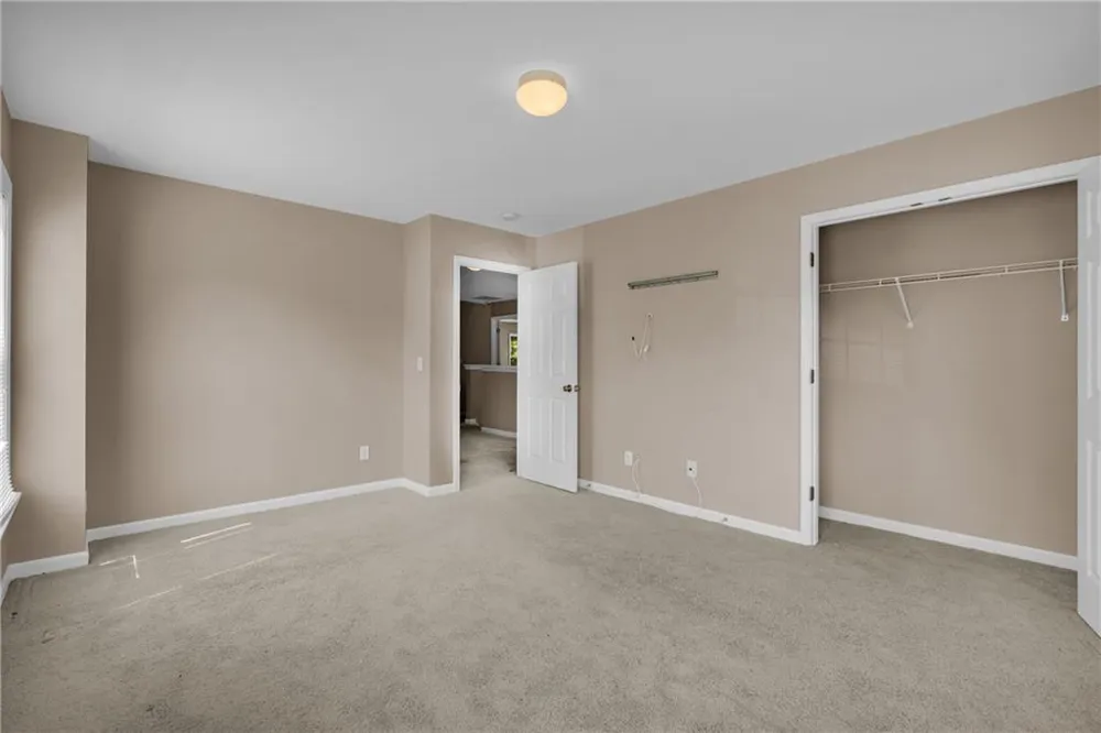 7275 Toccoa Circle South Fulton, GA 30291