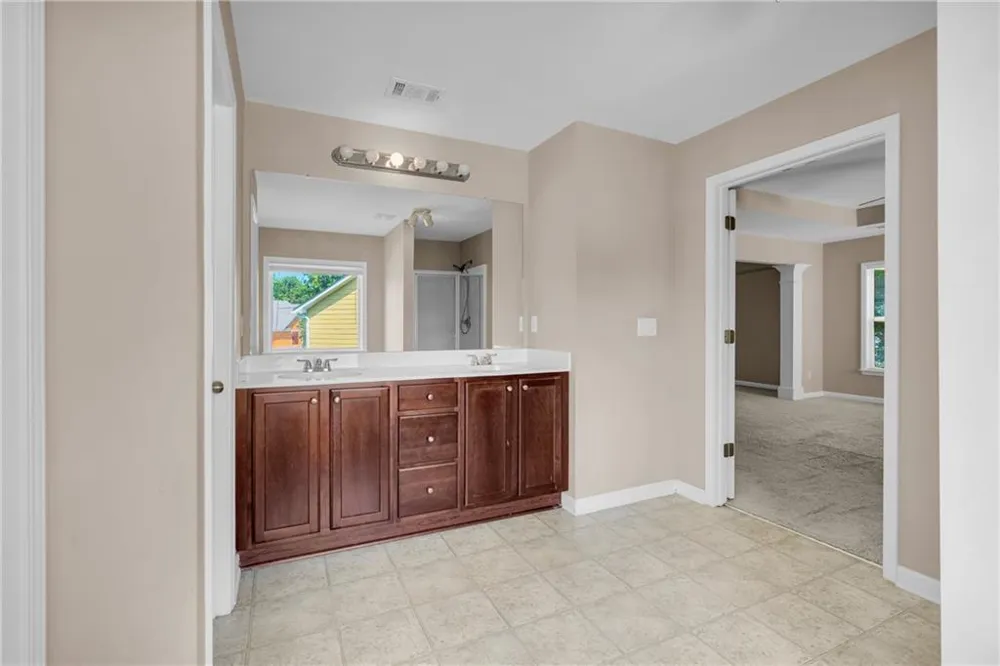 7275 Toccoa Circle South Fulton, GA 30291