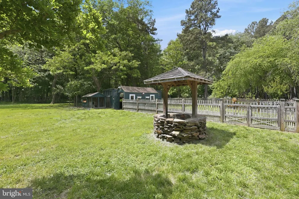 5865 DEALE BEACH ROAD Deale, MD 20751
