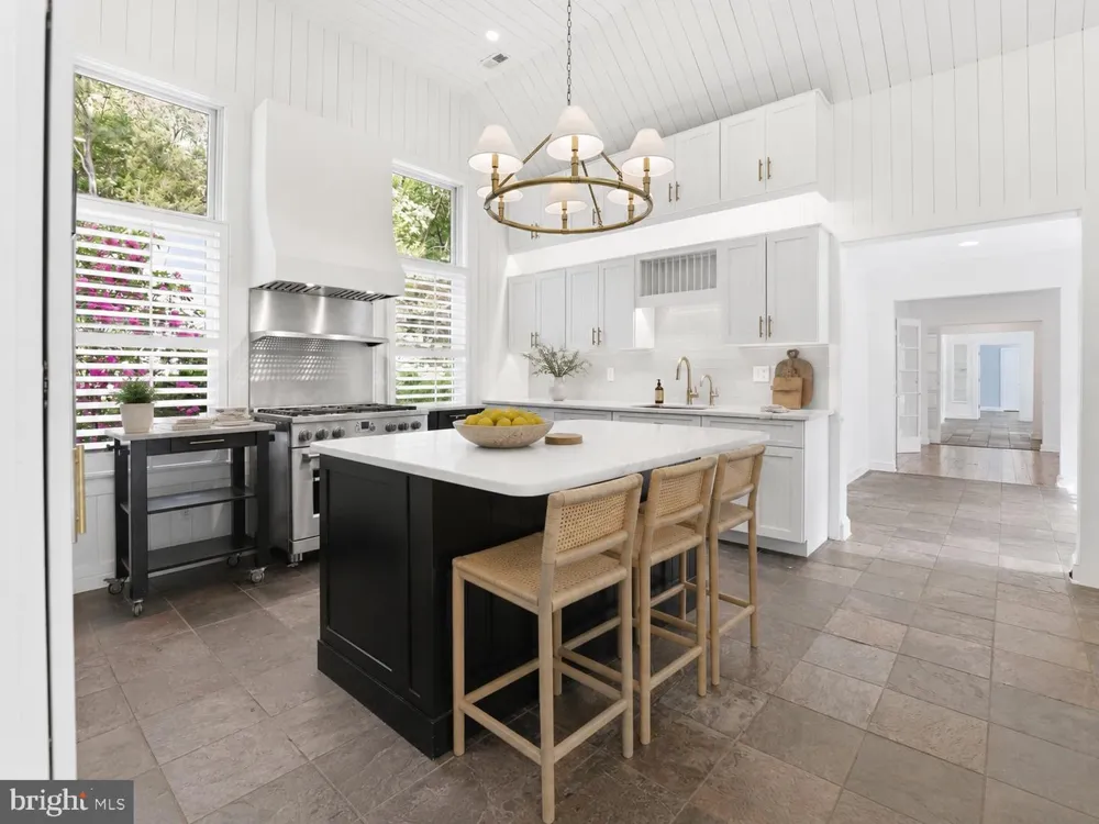 5865 DEALE BEACH ROAD Deale, MD 20751