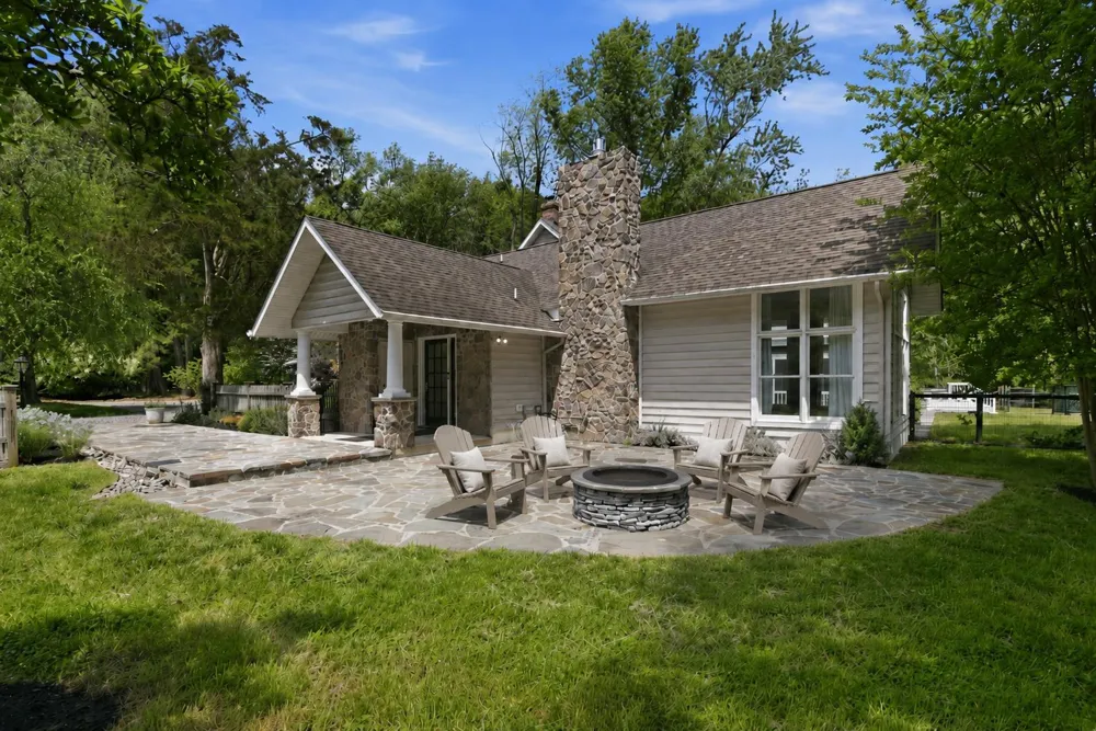 5865 DEALE BEACH ROAD Deale, MD 20751