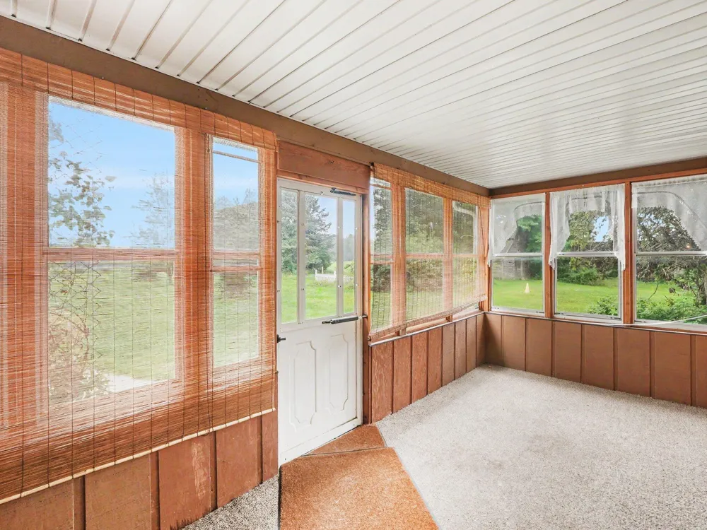 8857 Beeman Road Chelsea, MI 48118