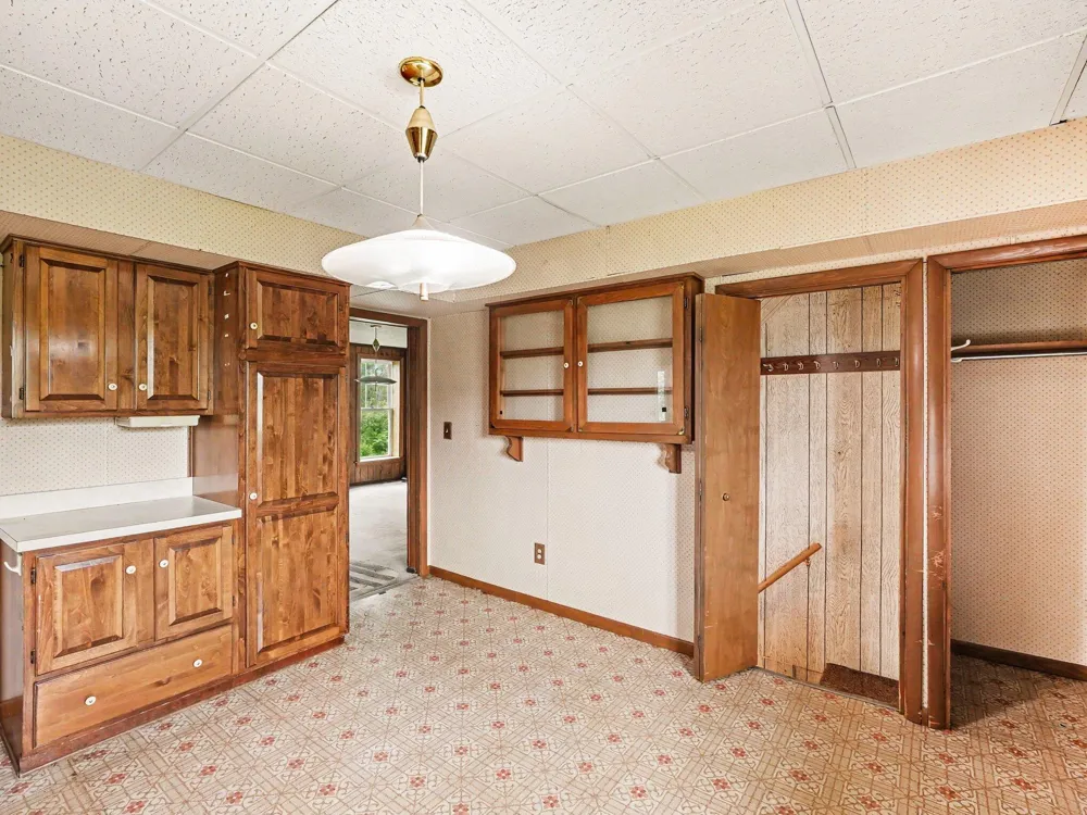 8857 Beeman Road Chelsea, MI 48118