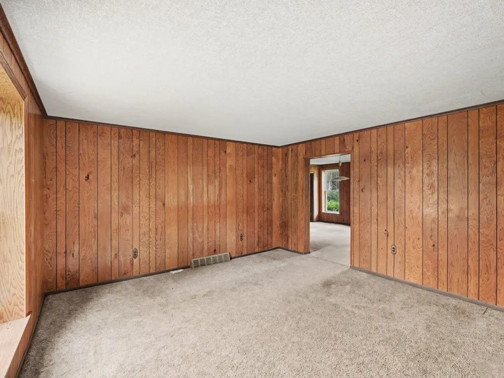 8857 Beeman Road Chelsea, MI 48118