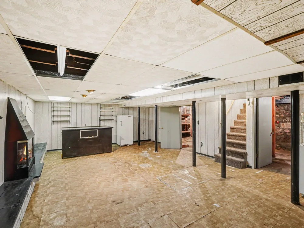 8857 Beeman Road Chelsea, MI 48118