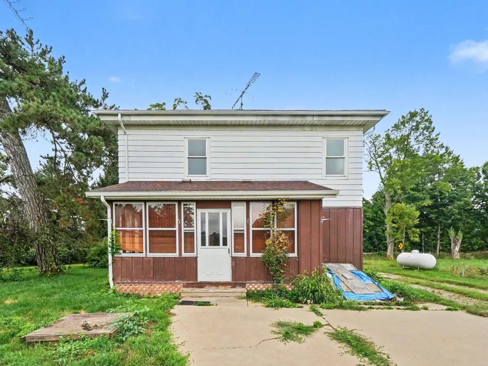 8857 Beeman Road Chelsea, MI 48118