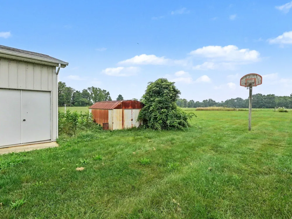 8857 Beeman Road Chelsea, MI 48118