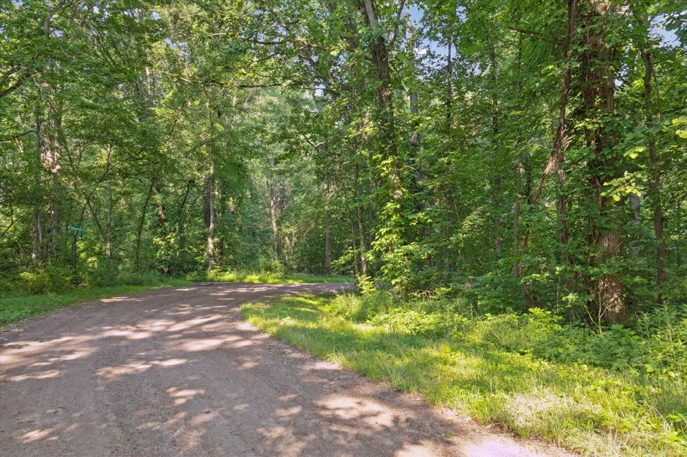 5904 West River Drive NE Belmont, MI 49306