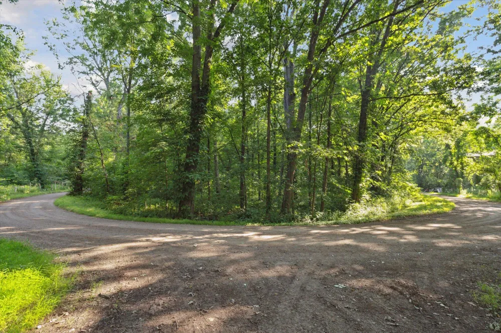 5904 West River Drive NE Belmont, MI 49306
