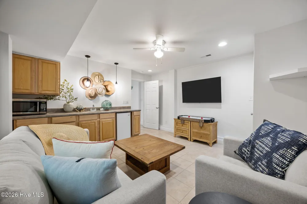 111 Ocean Oaks Drive Emerald Isle, NC 28594