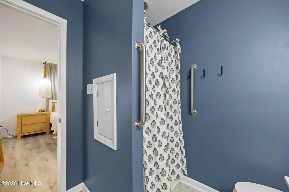 111 Ocean Oaks Drive Emerald Isle, NC 28594