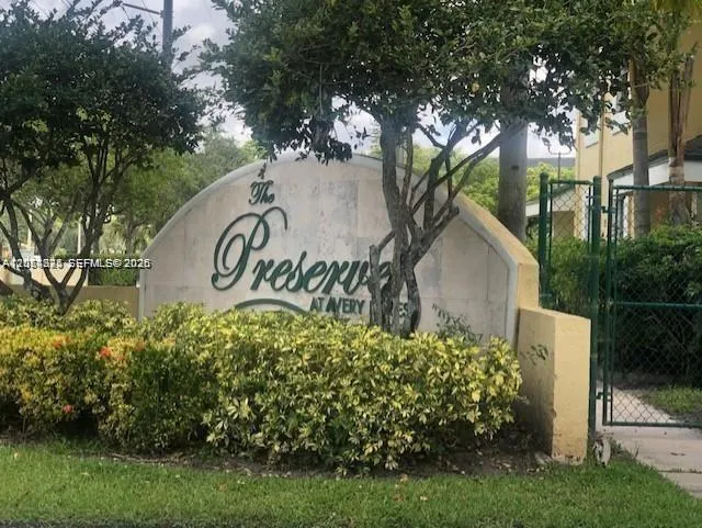 8787 NW 39th St Sunrise, FL 33351