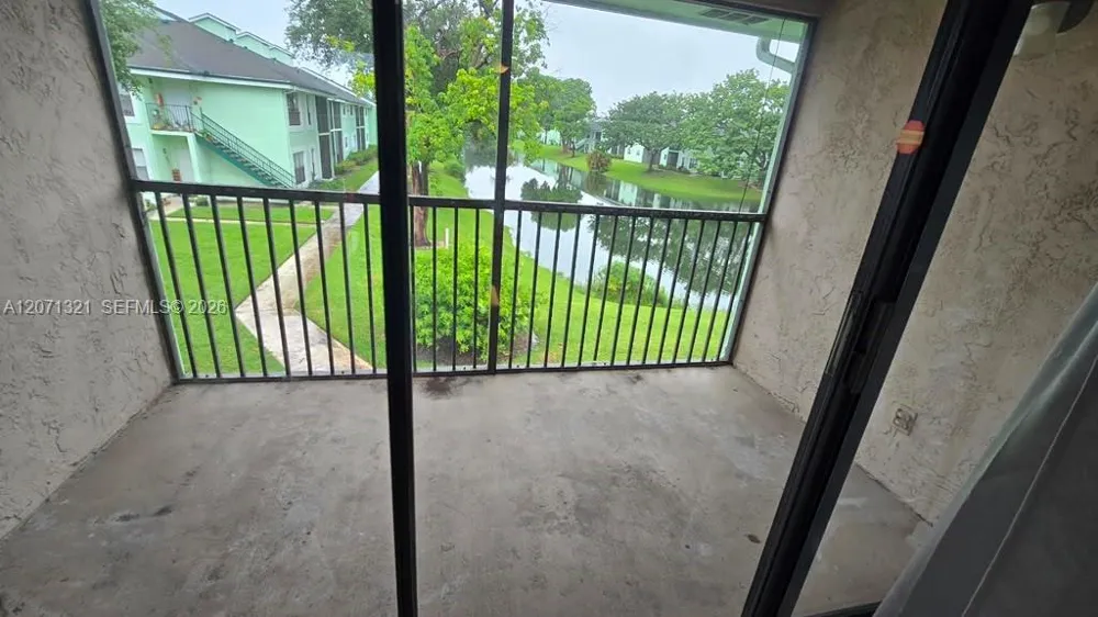 8787 NW 39th St Sunrise, FL 33351