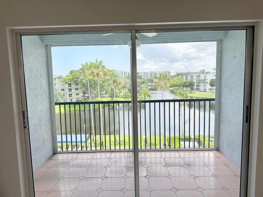 2220 CYPRESS BEND DRIVE #503 Pompano Beach, FL 33069