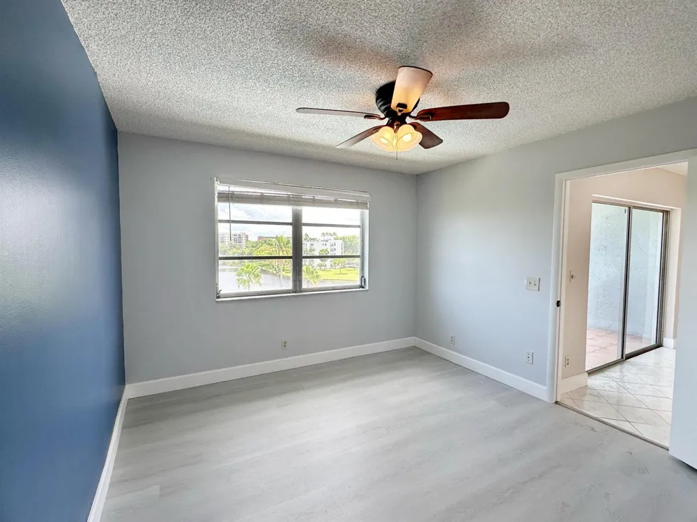 2220 CYPRESS BEND DRIVE #503 Pompano Beach, FL 33069