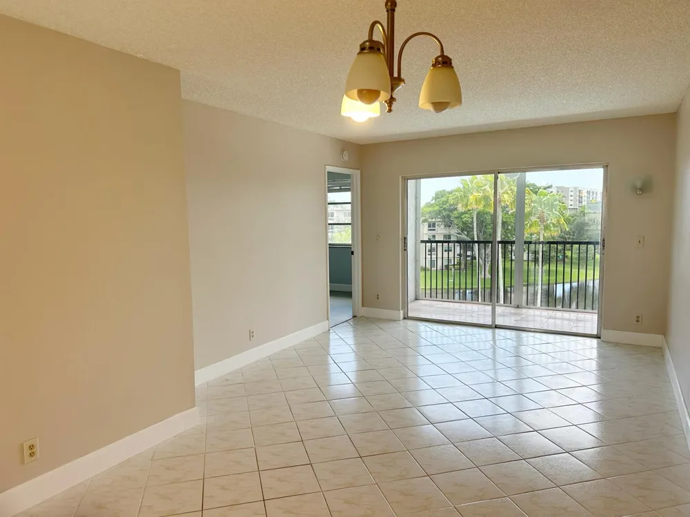2220 CYPRESS BEND DRIVE #503 Pompano Beach, FL 33069
