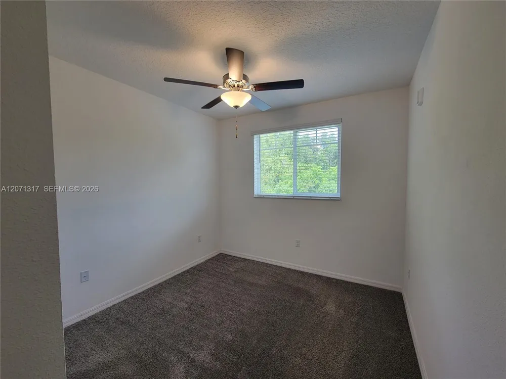 8247 Tanager Square #301 New Port Richey, FL 34655