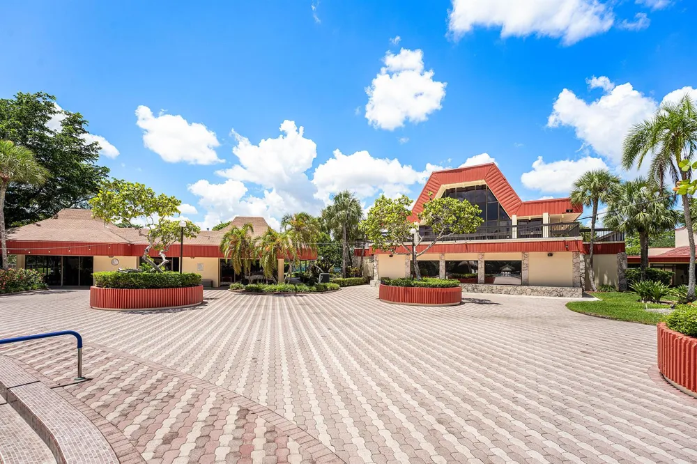 3251 Holiday Springs Boulevard #206 Margate, FL 33063