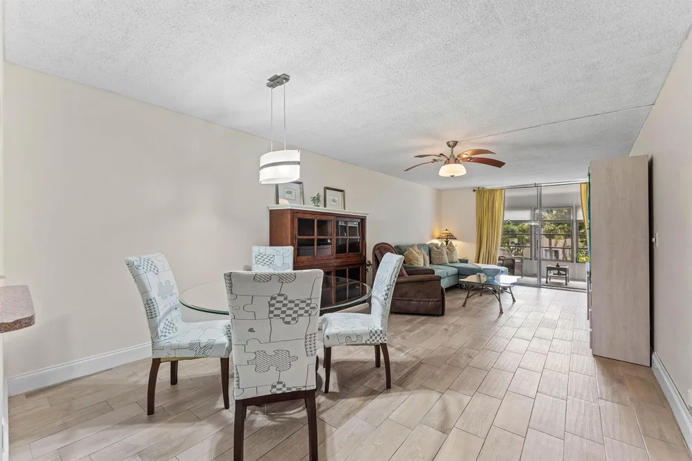 3251 Holiday Springs Boulevard #206 Margate, FL 33063