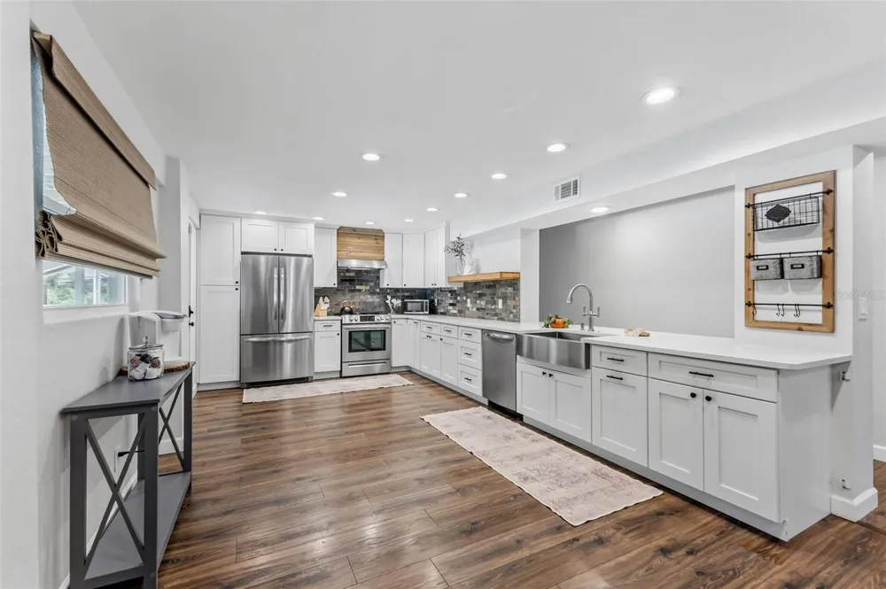 1120 1ST AVENUE Safety Harbor, FL 34695