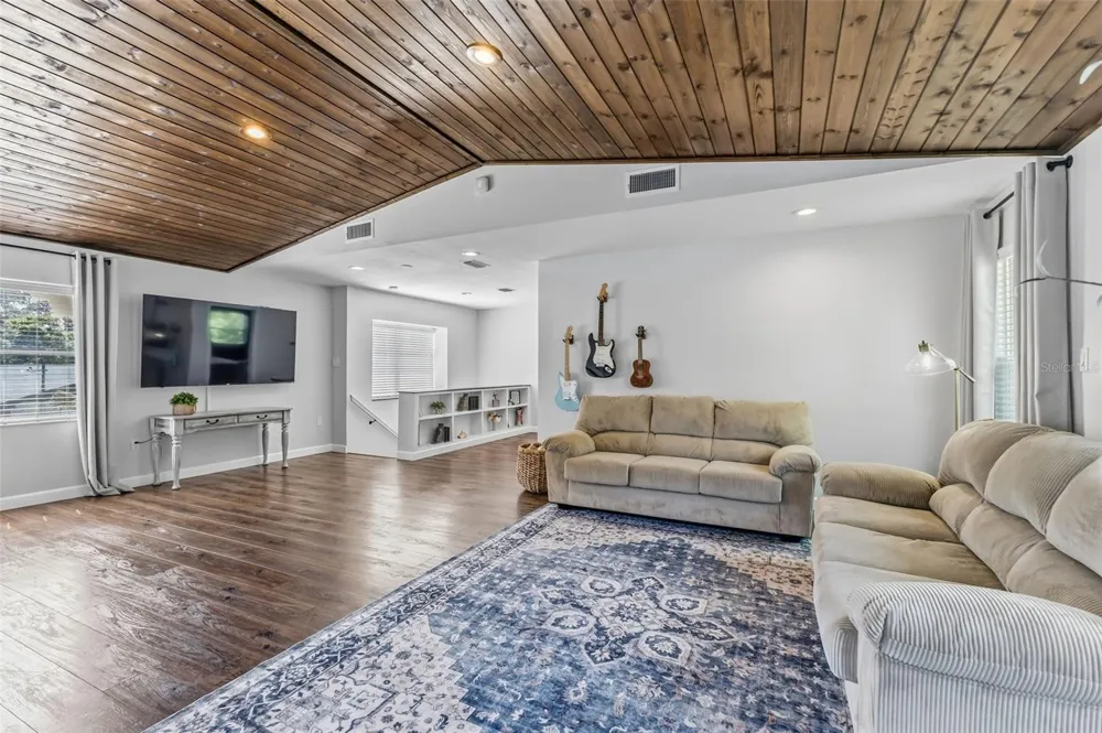 1120 1ST AVENUE Safety Harbor, FL 34695
