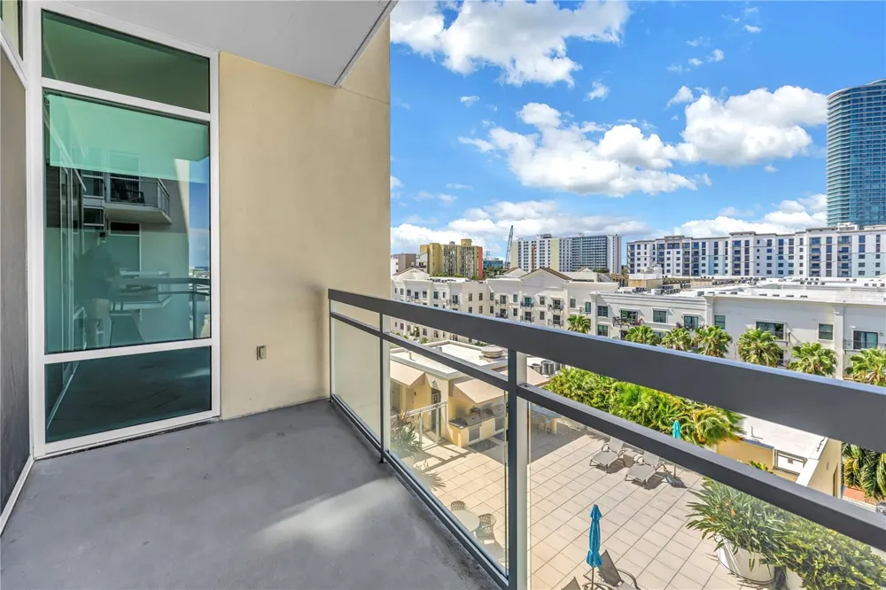 400 4TH AVENUE S #701 St Petersburg, FL 33701