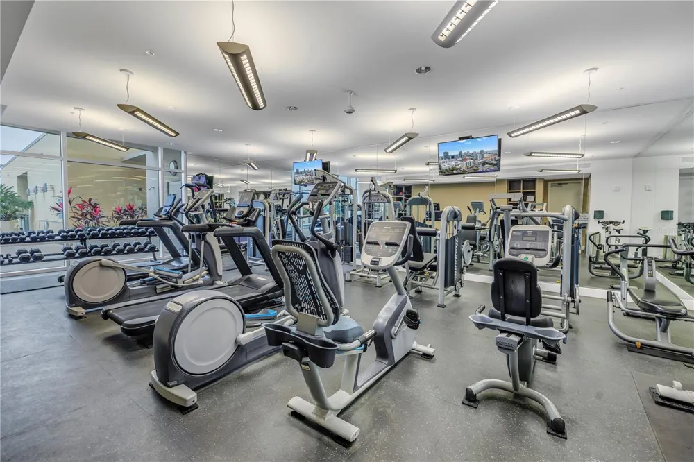 400 4TH AVENUE S #701 St Petersburg, FL 33701