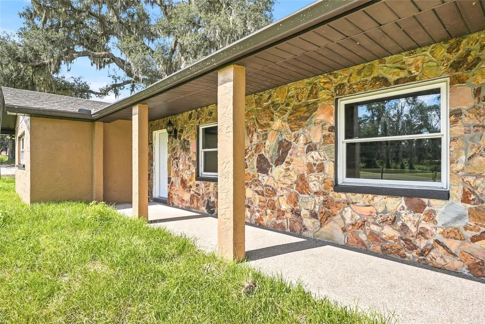 37670 FARR ROAD Dade City, FL 33523