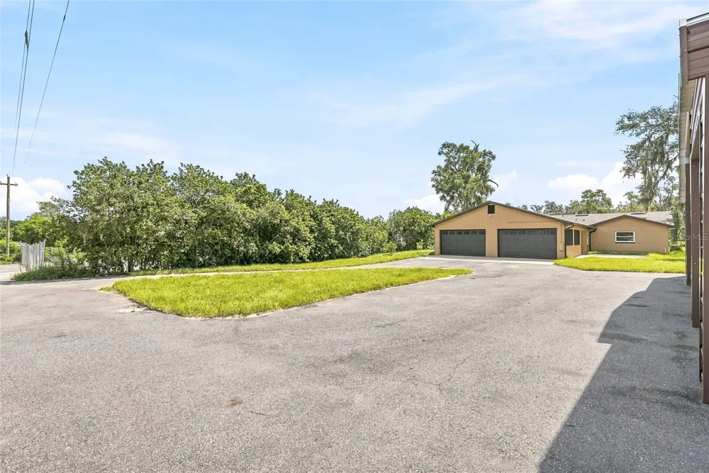 37670 FARR ROAD Dade City, FL 33523