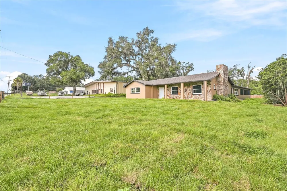 37670 FARR ROAD Dade City, FL 33523