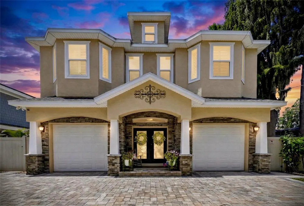 303 W CHAPMAN ROAD Lutz, FL 33548