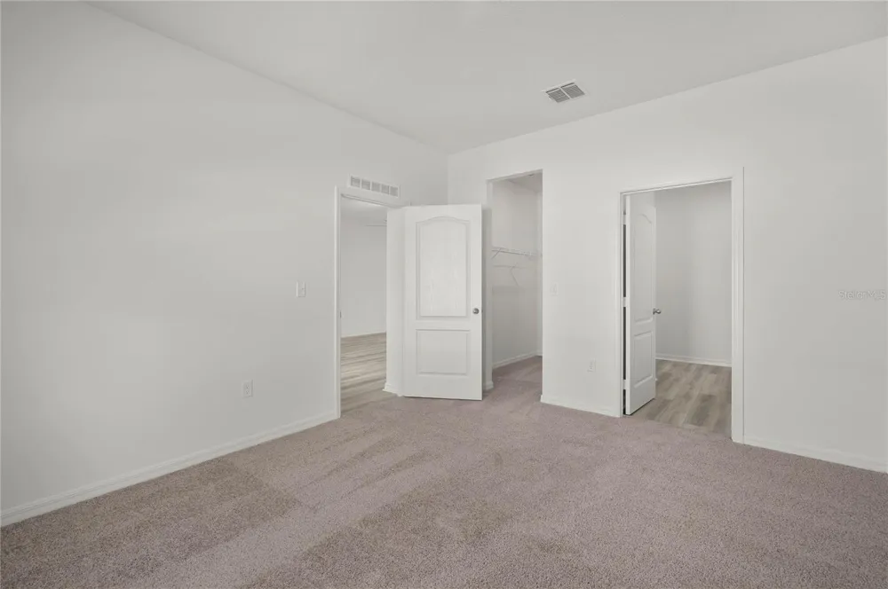 13284 TULA LOOP Astatula, FL 34705