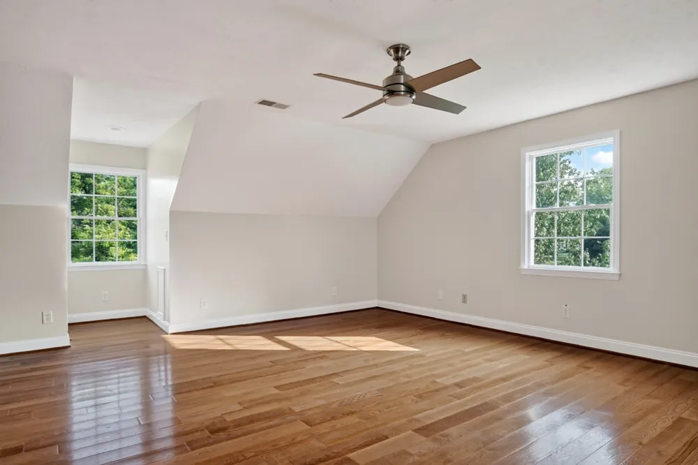 3667 Locke Bend Rd Rock Island, TN 38581
