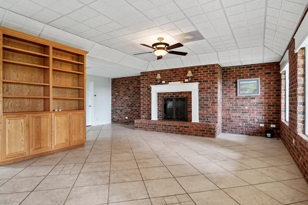 3667 Locke Bend Rd Rock Island, TN 38581