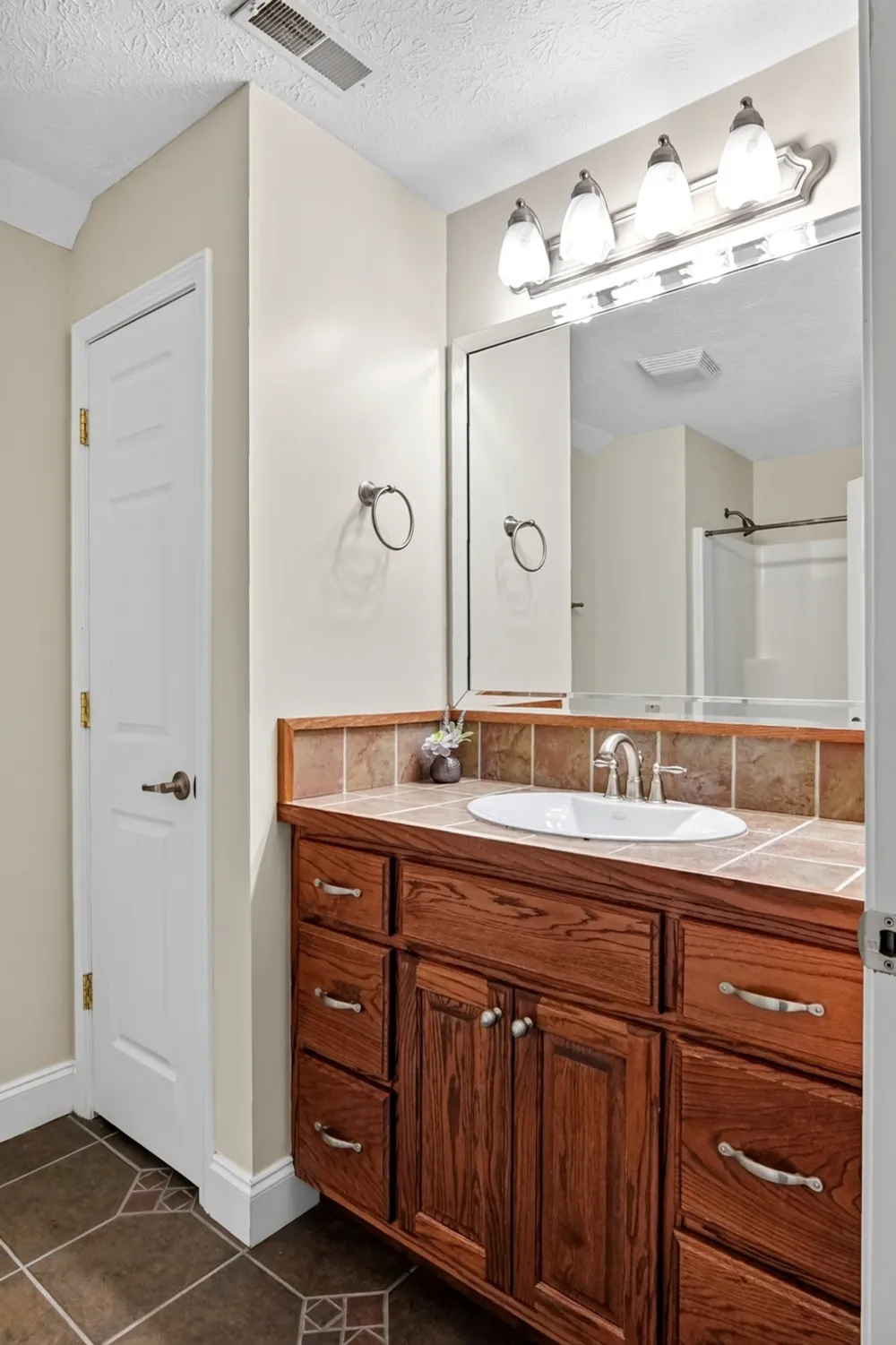 3667 Locke Bend Rd Rock Island, TN 38581