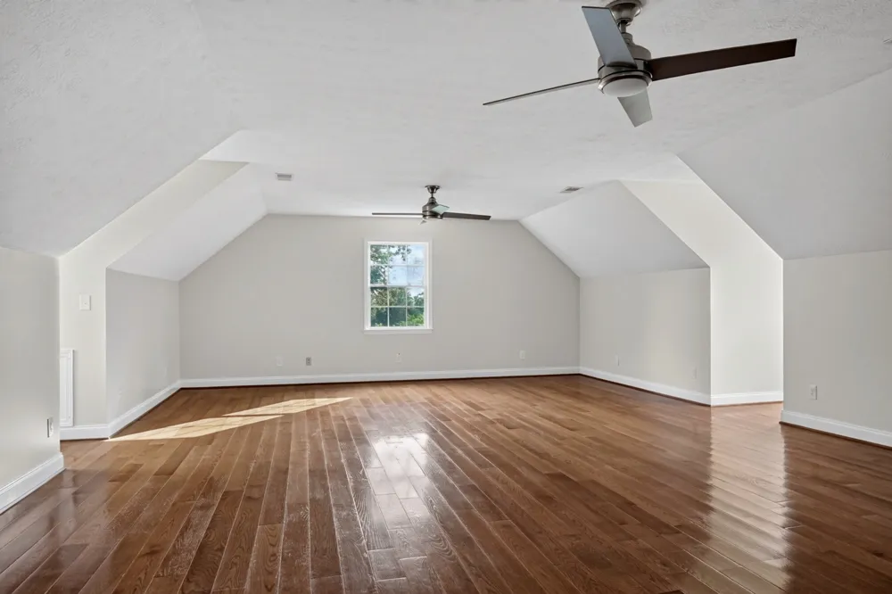 3667 Locke Bend Rd Rock Island, TN 38581