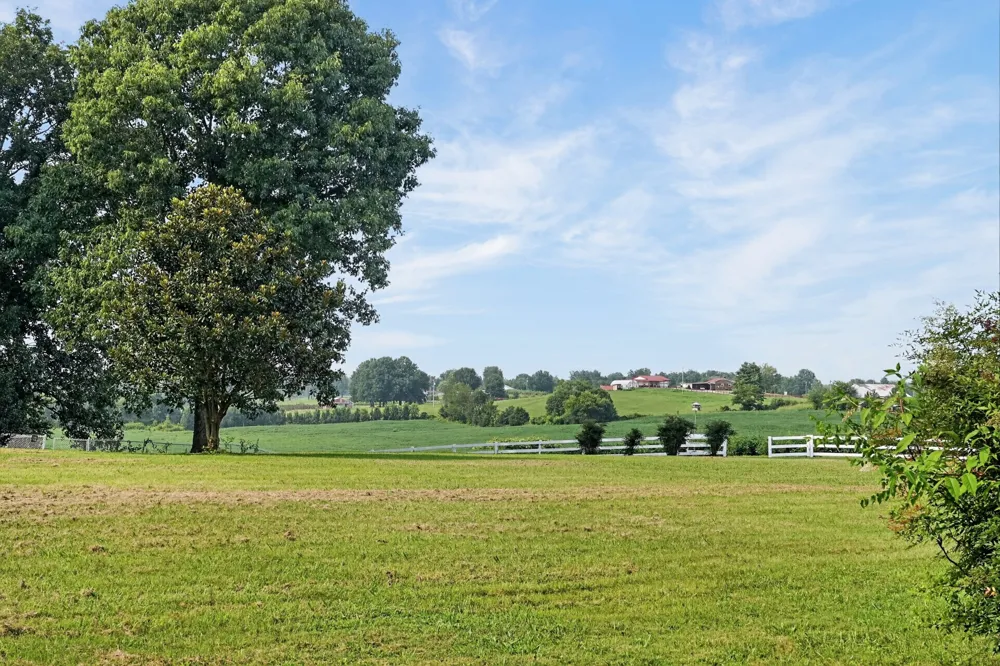3667 Locke Bend Rd Rock Island, TN 38581