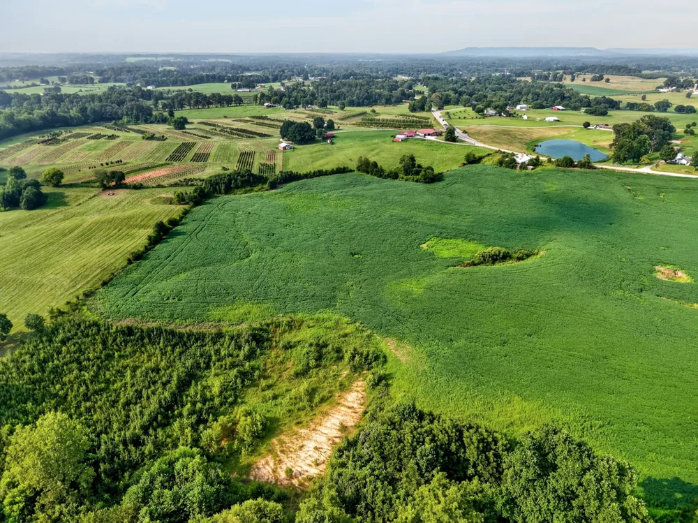 3667 Locke Bend Rd Rock Island, TN 38581